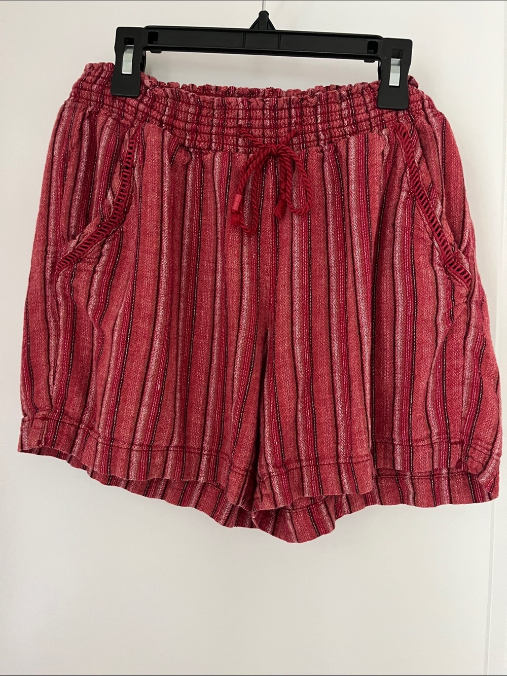 Briggs Women’s Red Striped Linen Blend Shorts Size M